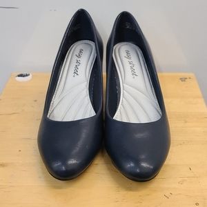 New! Easy Street Fabulous Navy Pump US 7